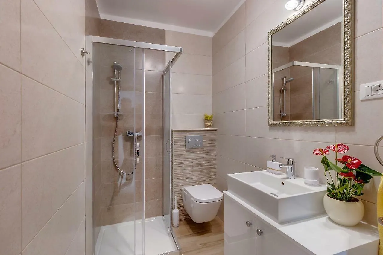 Apartments Eva Cres Croatia