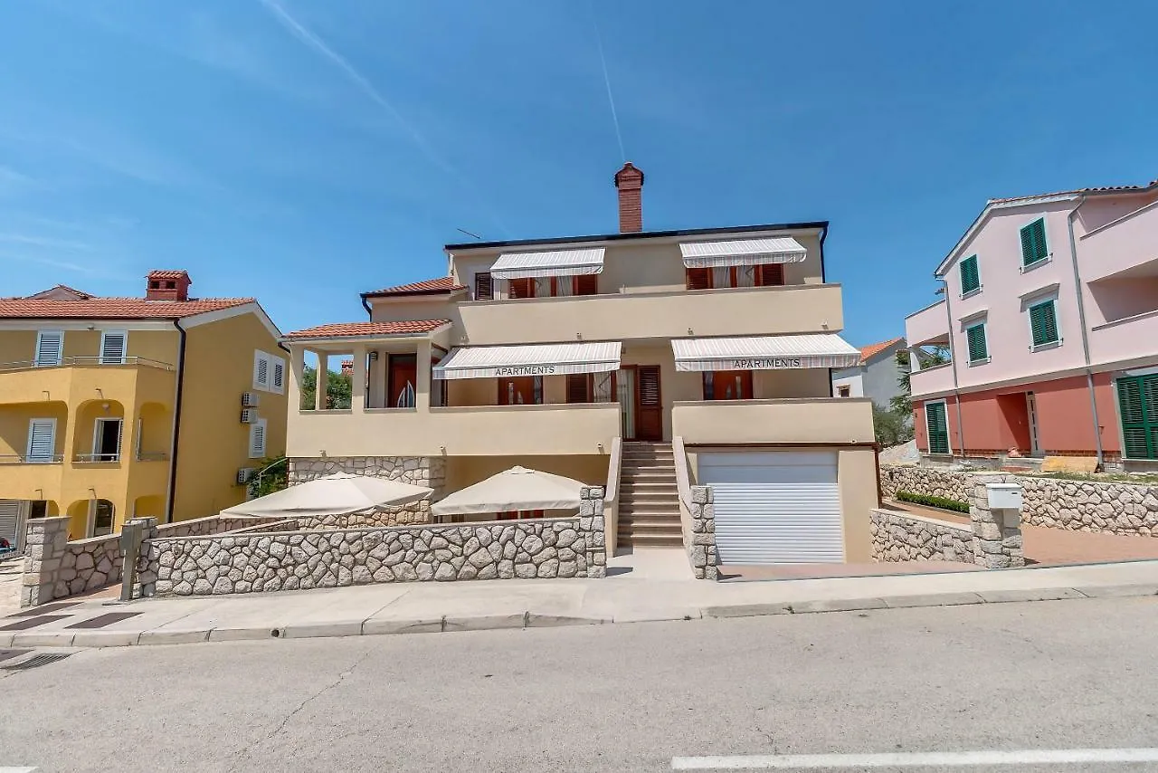 Apartments Eva Cres