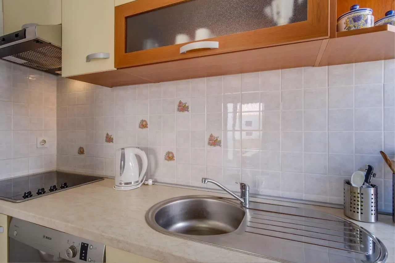 Apartments Eva Cres