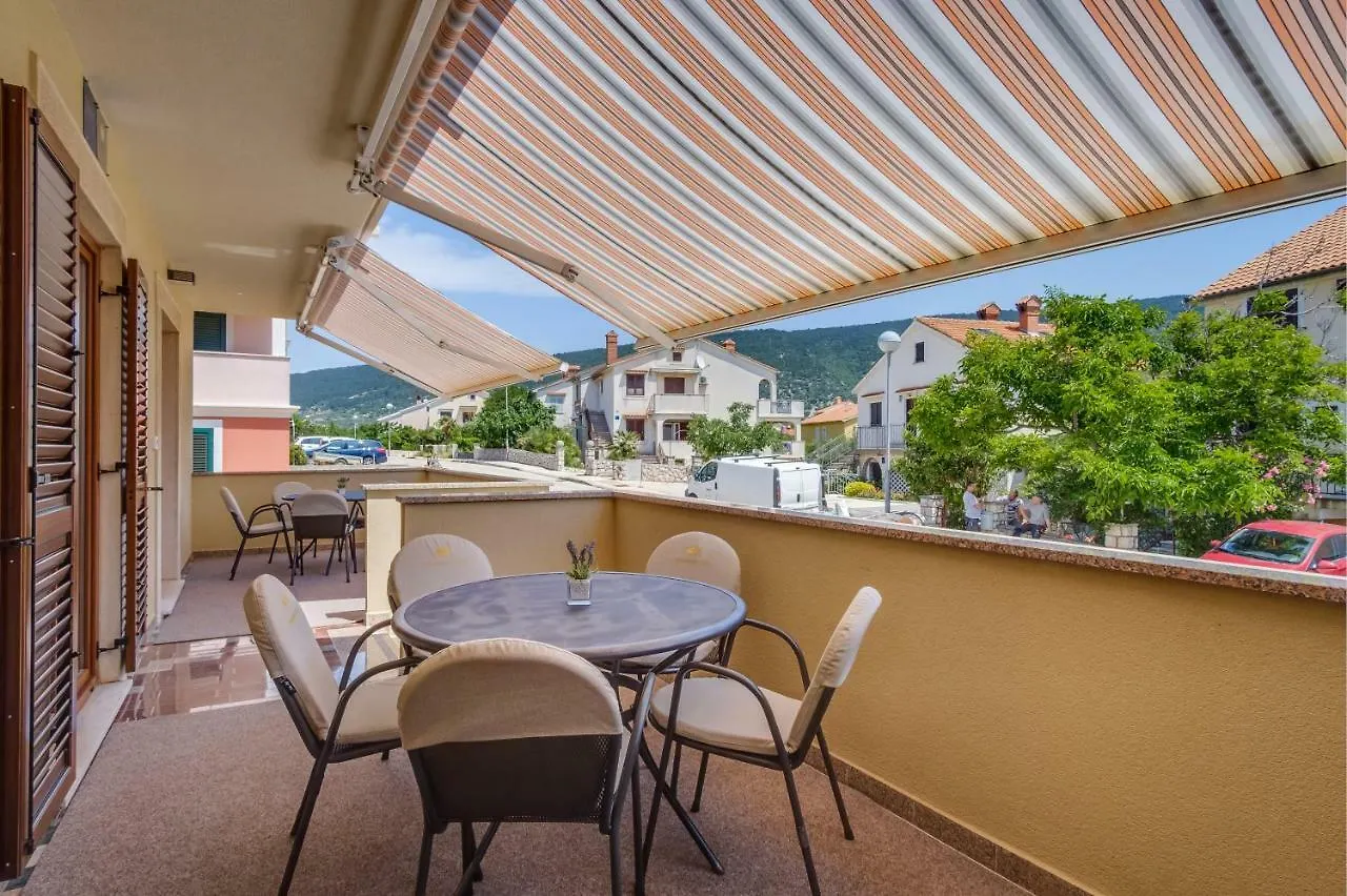 Apartments Eva Cres